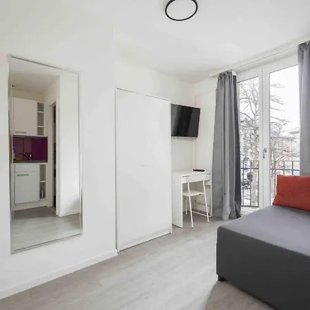 Cozy Urban In The Be-21 公寓